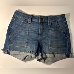 So low rise midi denim shorts